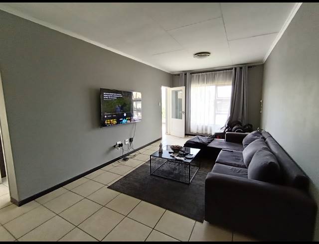 2 BEDROOM APARTMENT FOR SALE IN GLENEAGLES